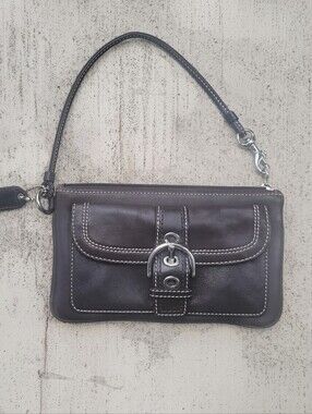 Authentic Coach Soho Mahogany Brown Leather LARGE Wristlet